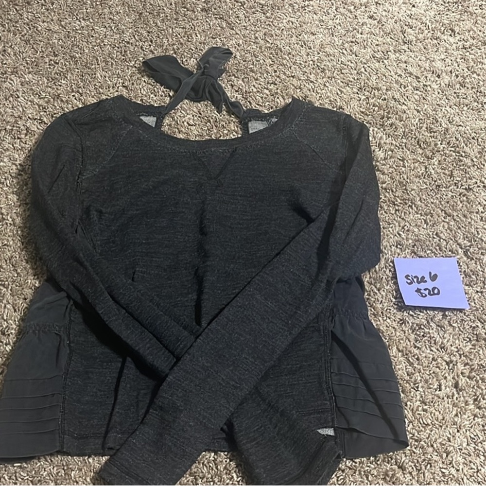 Lululemom size 6 black sweater open back tie